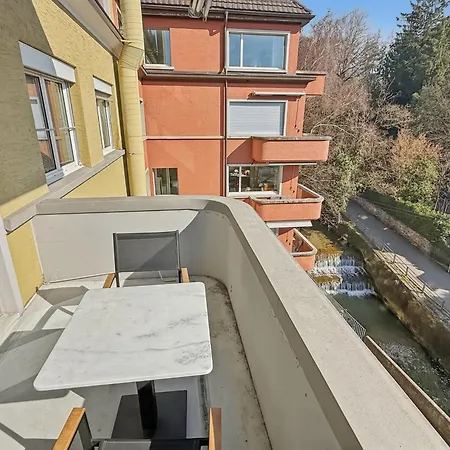 Executive 1br Flat, Center - Hammer 2